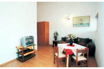 Croatia Privát Turanj, Exterior